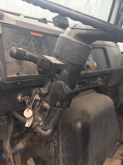 1998 International F2674 - International Cab Chassis Trucks - international-cab-chassis-trucks-f2674-fe04835c-5.jpg