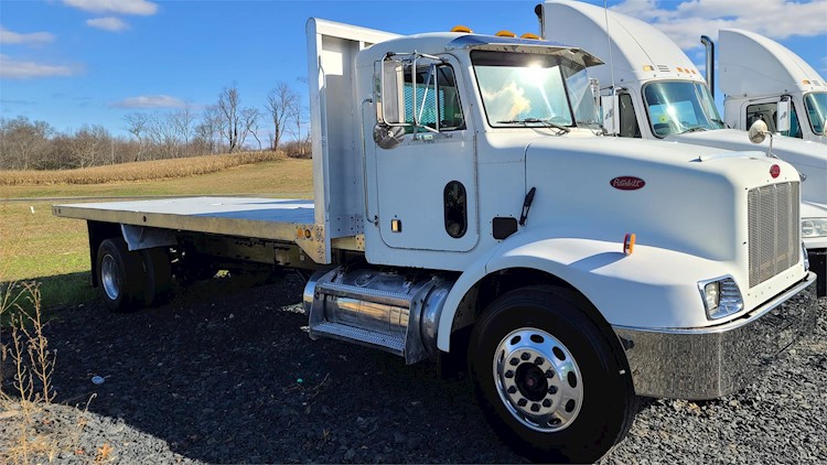 2000 Peterbilt 330 - Peterbilt Dump Trucks - peterbilt-dump-trucks-330-9dfbfe3f-2.jpg